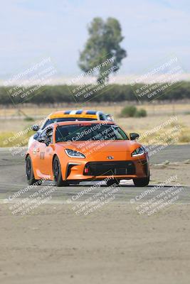 media/Sep-14-2025-Speed Ventures (Sun) [[b2951cd086]]/Orange/Session 2 (Grapevine)/